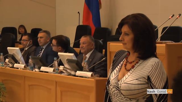 Вручение удостовирений депутатам об избрании Тюмень