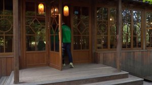 Протез бедра! Ходим по ступеням и  пандусу! Школа Ходьбы на Протезах Елены Мезенцевой.