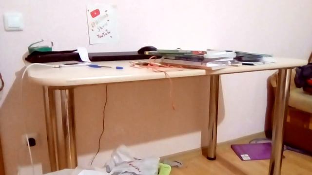 Уборка на школьном столе))) смотреть онлайн