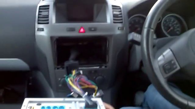 Vauxhall Zafira B Double Din Sat Nav WIFI 3G installation- Xtron смотреть онлайн