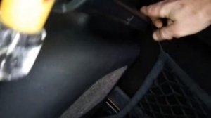 Как установить сетку в багажник