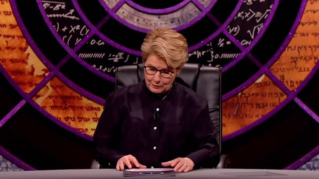 Who Is The Most Dangerous Football Player? | QI смотреть онлайн