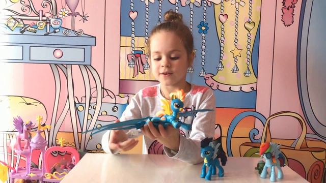 Спитфайр и Соарин - Стражи гармонии - обзор фигурок Май Литл Пони смотреть онлайн