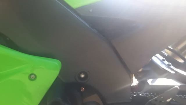 2005 Kawasaki ZX10-R смотреть онлайн