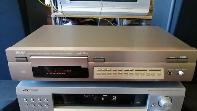 Yamaha CDX-890 смотреть онлайн
