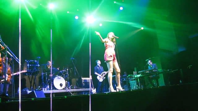 Sophie Ellis-Bextor - Love Is A Camera (03.03.2017, клуб Yotaspace, Москва) смотреть онлайн