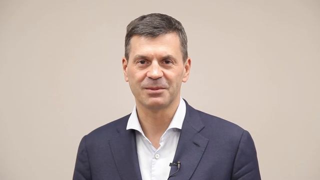 Алексей Комиссаров приглашает на олимпиаду «Юный предприниматель» смотреть онлайн