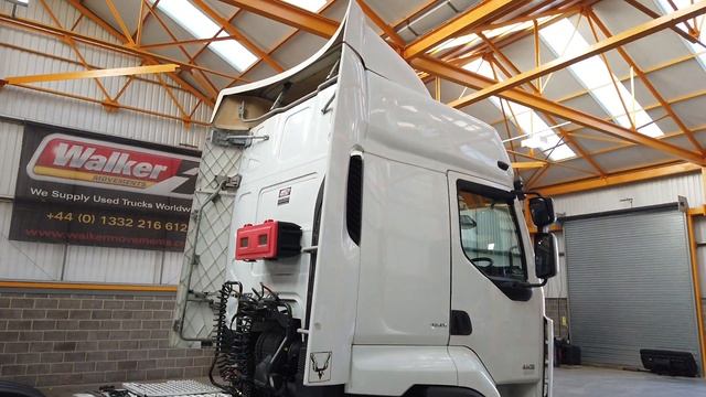 New In Stocklist For Sale - RENAULT PREMIUM PRIVILEGE EURO 5, 6X2 TRACTOR UNIT - 2013 - EU13 AVL смотреть онлайн