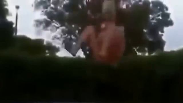 Чумовые Девчонки! Жесть!!! Совсем себя не жалеют! смотреть онлайн
