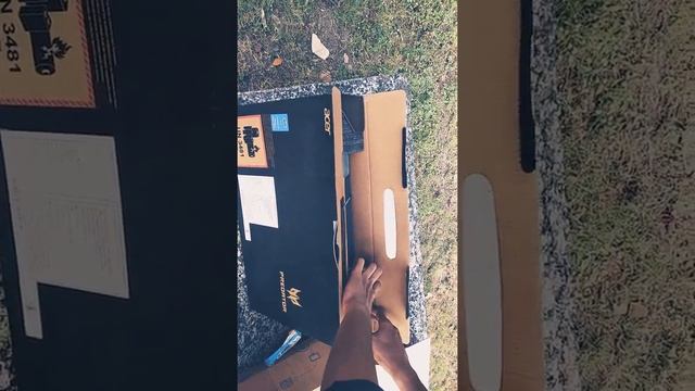 Acer Predator Helios 300 i5 8th gen Unboxing смотреть онлайн