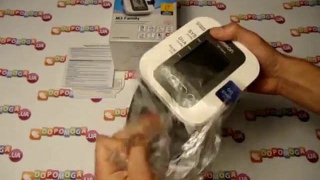 Автоматический тонометр Omron M3 Family с универсальной манжетой + адаптер Япония смотреть онлайн