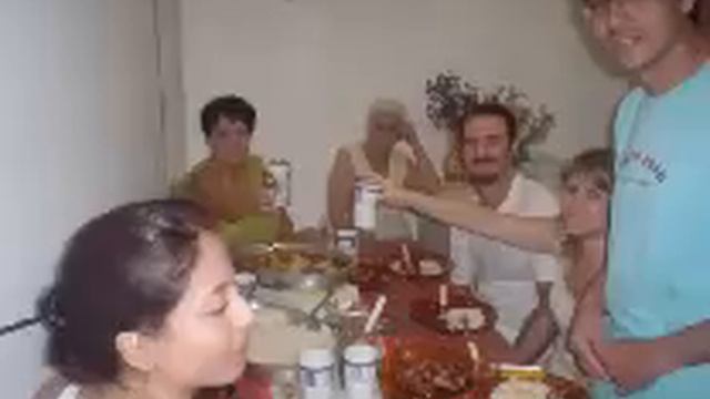 Almoço na casa da tia Neide - 25/12/2007 смотреть онлайн