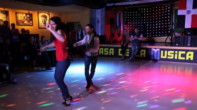 El Chino & Dasha смотреть онлайн