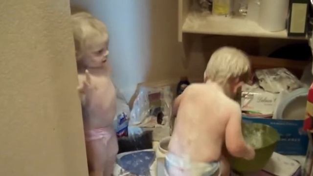 .Мам ты поспи) а мы кушать приготовим смотреть онлайн