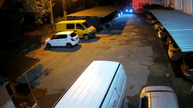 Угон автомобиля со стоянки г.Никополь 17.06.2016 смотреть онлайн