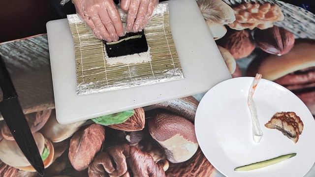 мини ролл с огурцом смотреть онлайн