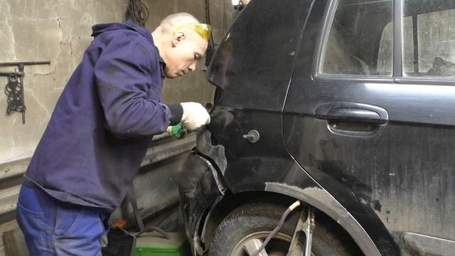 Hyundai Getz мятый вкруг ч.3 дверь вогнал и залудил смотреть онлайн