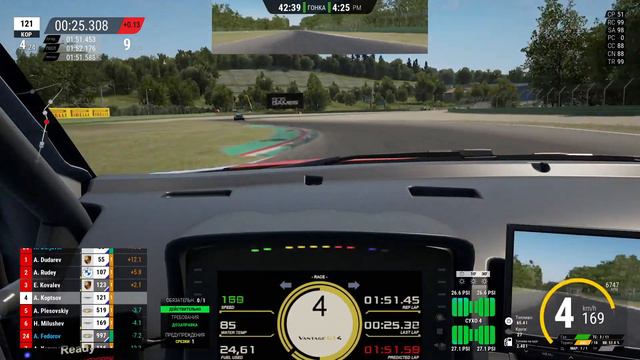 GT4 в Imola. Поребрики не проблема! Assetto Corsa Competizione смотреть онлайн