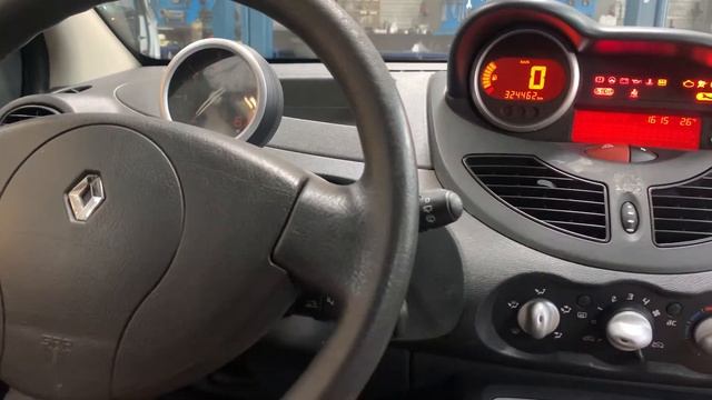 Renault Twingo 2012 service reset смотреть онлайн