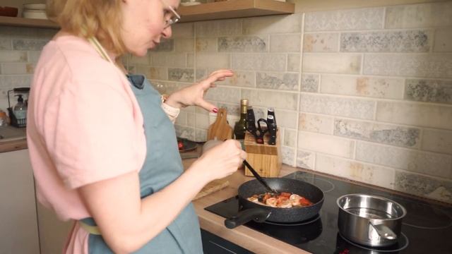 Паста с креветками смотреть онлайн