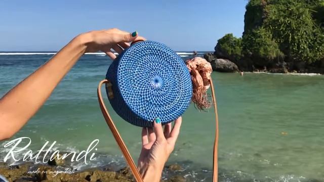 Сумки из ротанга, плетеные сумки от Rattandi смотреть онлайн