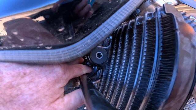 2023 Suzuki DR650 - T Rex Racing Crash Guard Install смотреть онлайн