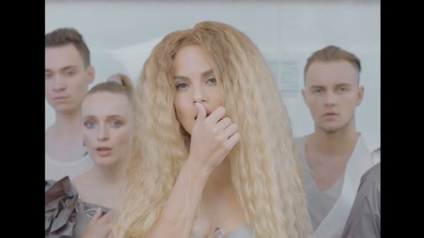 Премьера клипа! НАСТЯ КАМЕНСКИХ - ЛОМАЛА