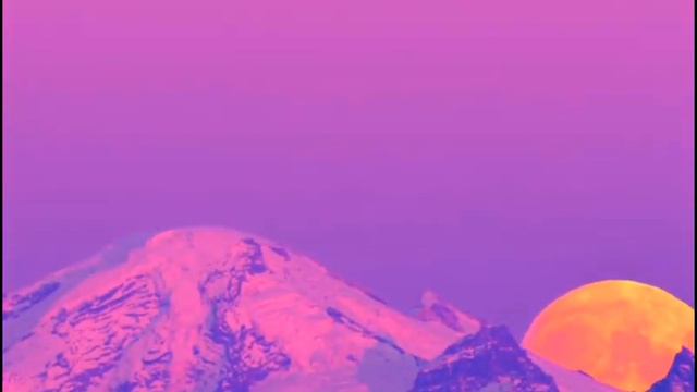 "Volcano & MOON: VOLCANO is NOT sleeping". смотреть онлайн