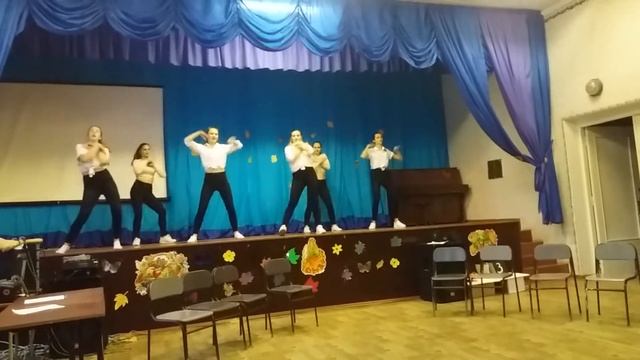 Осенний бал, танец смотреть онлайн