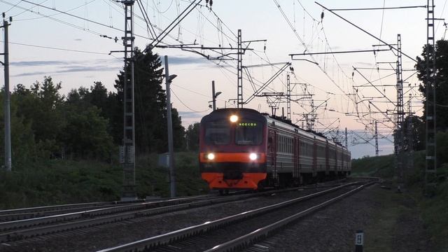 Электропоезд ЭД4М-0157/0037 станция Дорохово смотреть онлайн