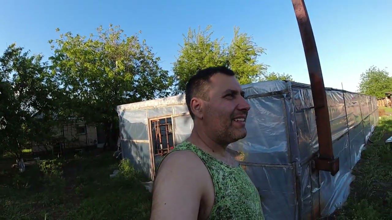 СТАРАЕМСЯ ИЗ ВСЕХ СИЛ / РЕШИЛ ПЕРЕПАХАТЬ / К НАМ ОН НЕ ДОШЁЛ / В ТУАЛЕТ ЗАХОТЕЛ смотреть онлайн