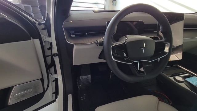 2024 Polestar 3 - An all-electric performance SUV from Volvo (s) parent company Geely смотреть онлайн