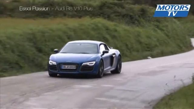 Terre d'Asphalte : Essai de l'Audi R8 V10 Plus, DS3 Cabrio, Coccinelle cabriolet... смотреть онлайн