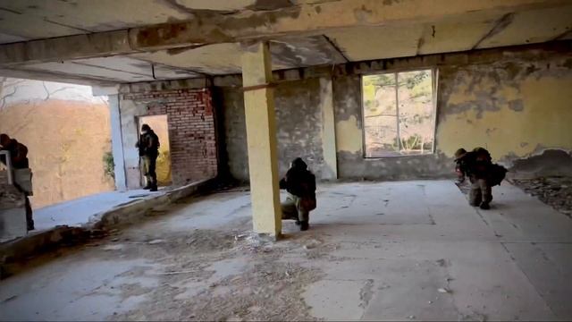 Дом восковых страйкболистов. Mannequin Challenge / Манекен Челлендж смотреть онлайн
