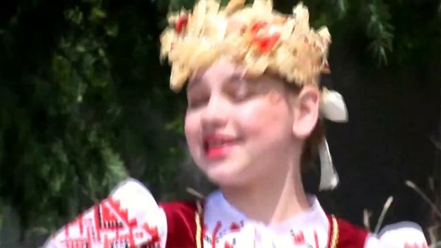 С праздником Весны и Труда Вас поздравляют творческие коллективы Центра национальных культур. смотреть онлайн