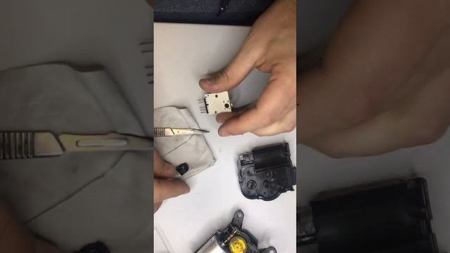 Ремонт сервопривода печки Volkswagen Polo Sedan смотреть онлайн