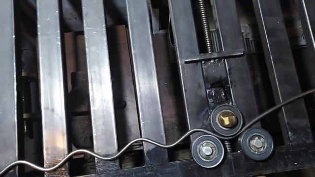 Холодная ковка. Станок для изготовления волны из арматуры 6 мм смотреть онлайн
