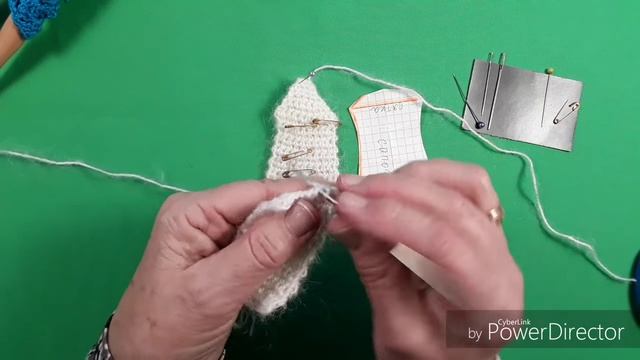 Свяжем сапожки для Барби. Мастер-класс. смотреть онлайн