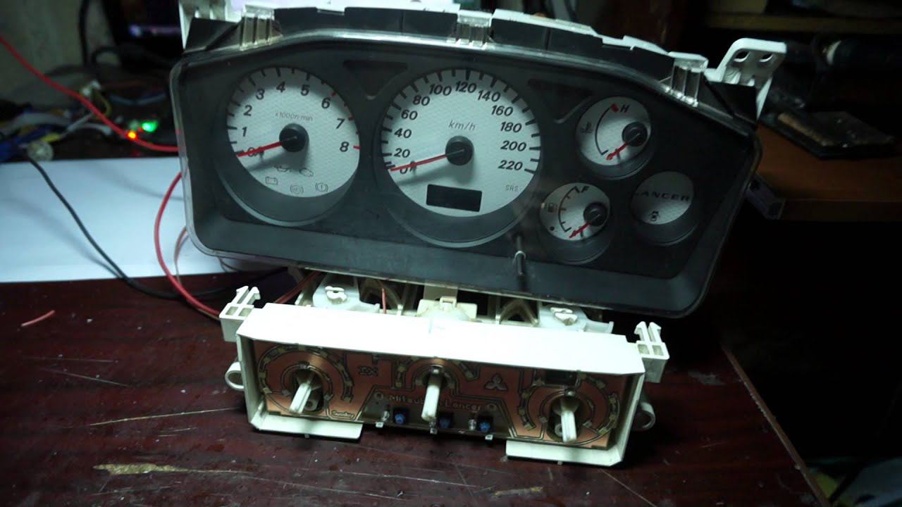 Mitsubishi Lancer IX приборка+БУП смотреть онлайн