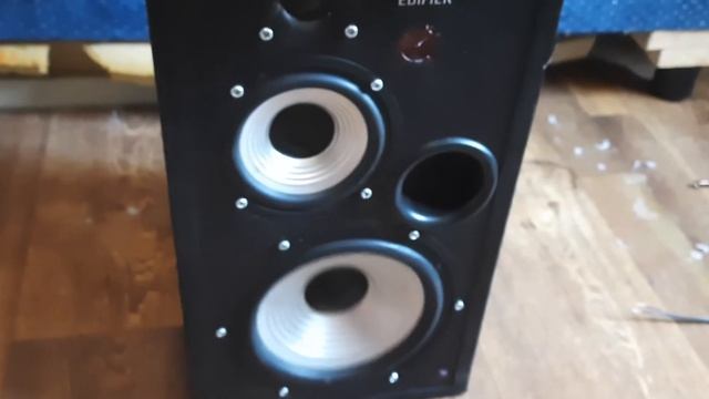 самодельная активная акустика из динамиков Edifer r2700 смотреть онлайн