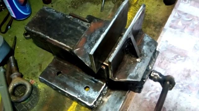 Слесарные тиски своими руками смотреть онлайн