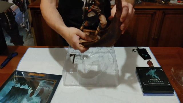 UNBOXING: Assassin's Creed: Valhalla Collector's Edition - Ubisoft Store Exclusive смотреть онлайн