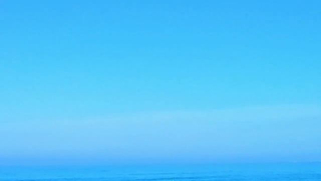Шум моря, волны, ветер... смотреть онлайн