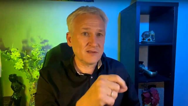 Если мужчина к тебе охладел. Это конец отношений? смотреть онлайн