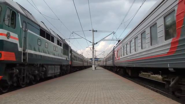 Встреча ТЭП70-0324 с ТЭП70-0302