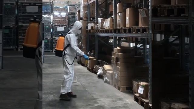 Дезинфекция складских и офисных помещений с помощью аккумуляторных опрыскивателей Volpi V.Black смотреть онлайн