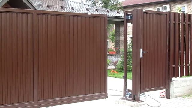 Штакетник.Столбы на фланцах. Откатные ворота. смотреть онлайн