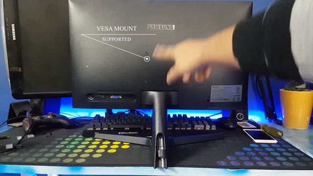 SAMSUNG 22 Inch Bezel Less Monitor Is Cheap and Best | SAMSUNG SR35 смотреть онлайн