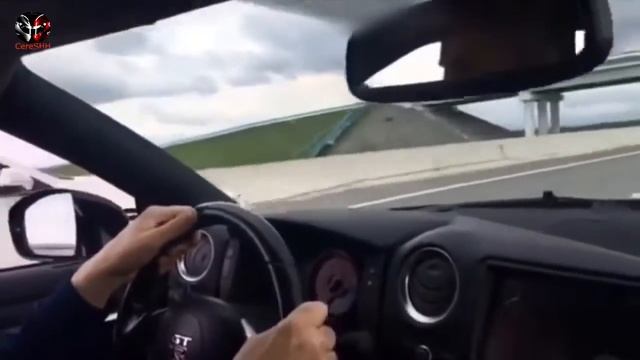 подборка прикольных трюков на машинах смотреть онлайн