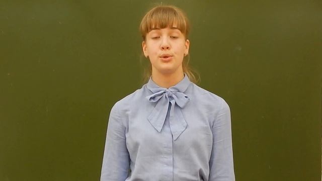 Садчикова Полина читает стихотворение Константина Симонова "Майор привёз мальчишку на лафете" смотреть онлайн